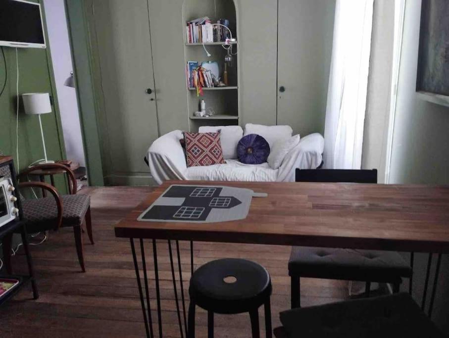 Cosy Nest In Montmartre Paris Exterior foto